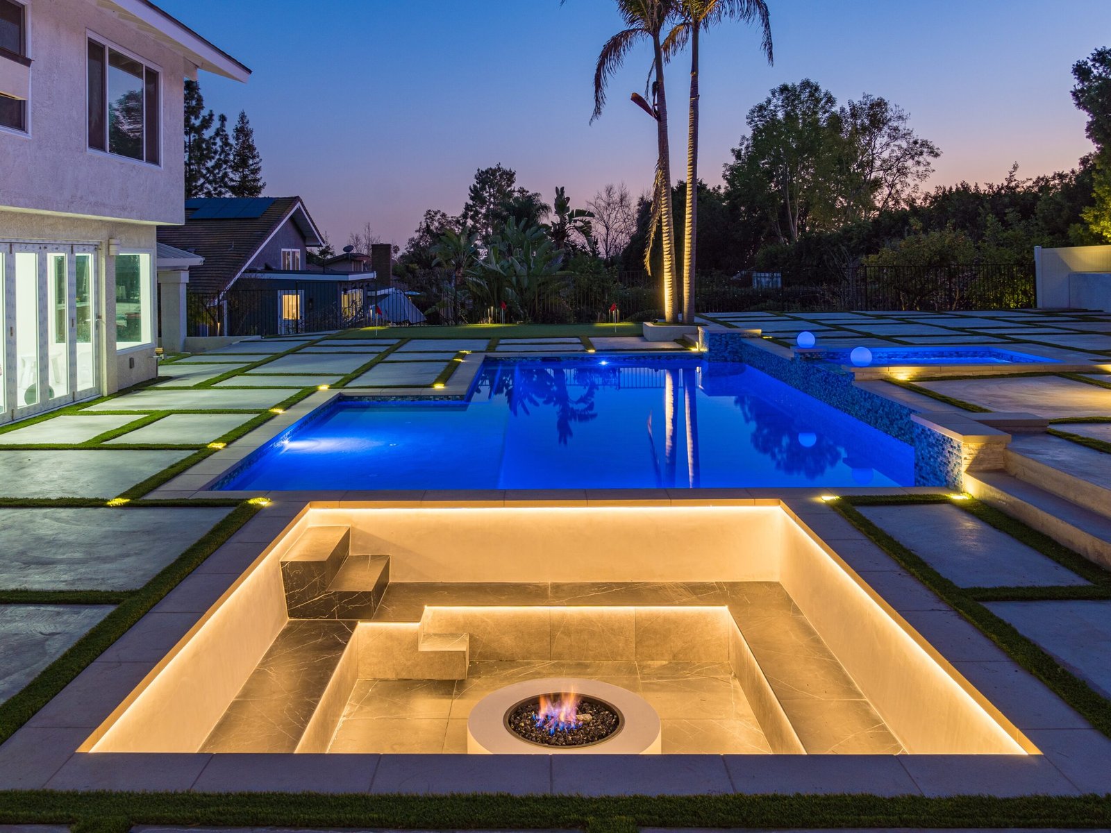 PoolSync® Sunken Fire Pit