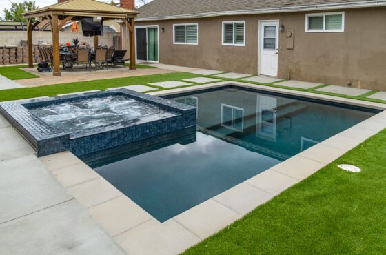 How Pool Construction Before Winter Affects Soil Prep