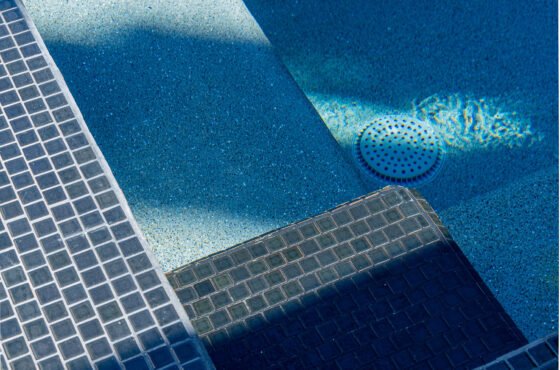 What Makes a Pool Remodeling Plan Work in Winter Months