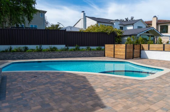 How to Pick an Outdoor Construction Plan That Avoids Delays